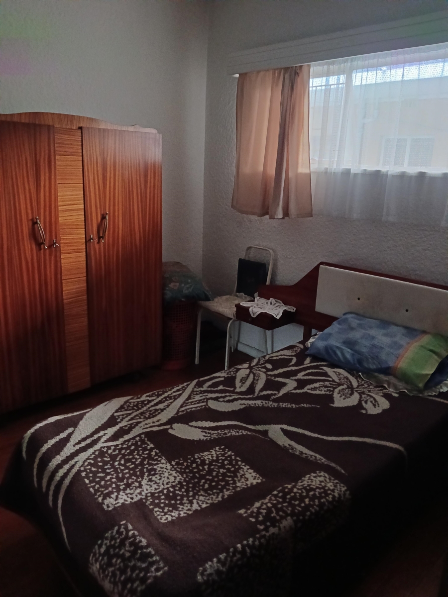 2 Bedroom Property for Sale in Goodwood Estate Western Cape